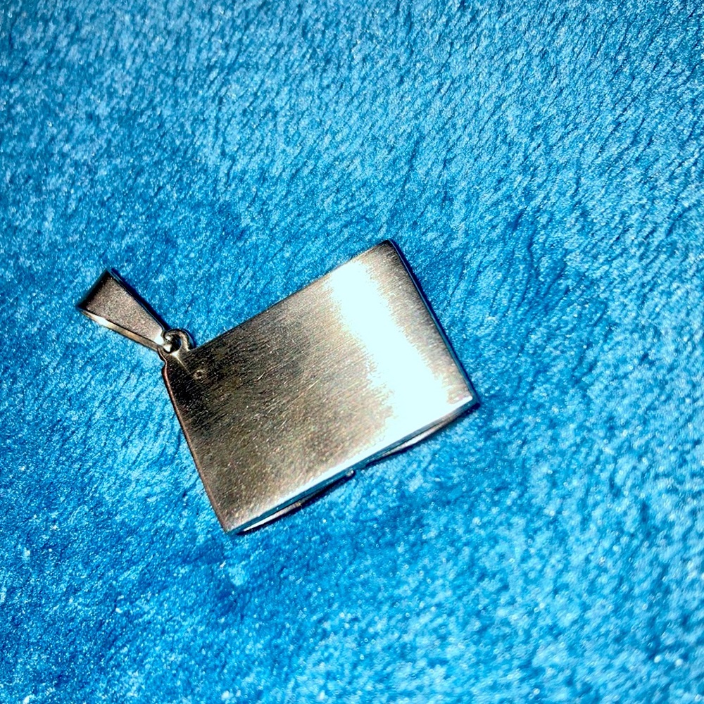 Bible charm - Picture 2 of 3